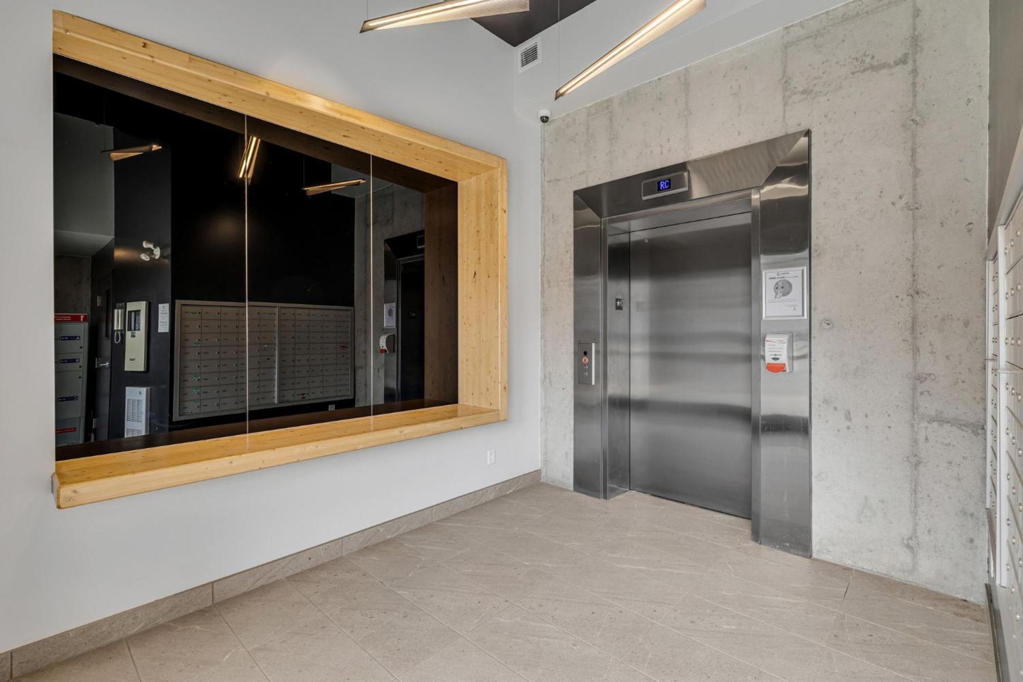 Appartement Initial -classe S- Centre-ville De +stationnement