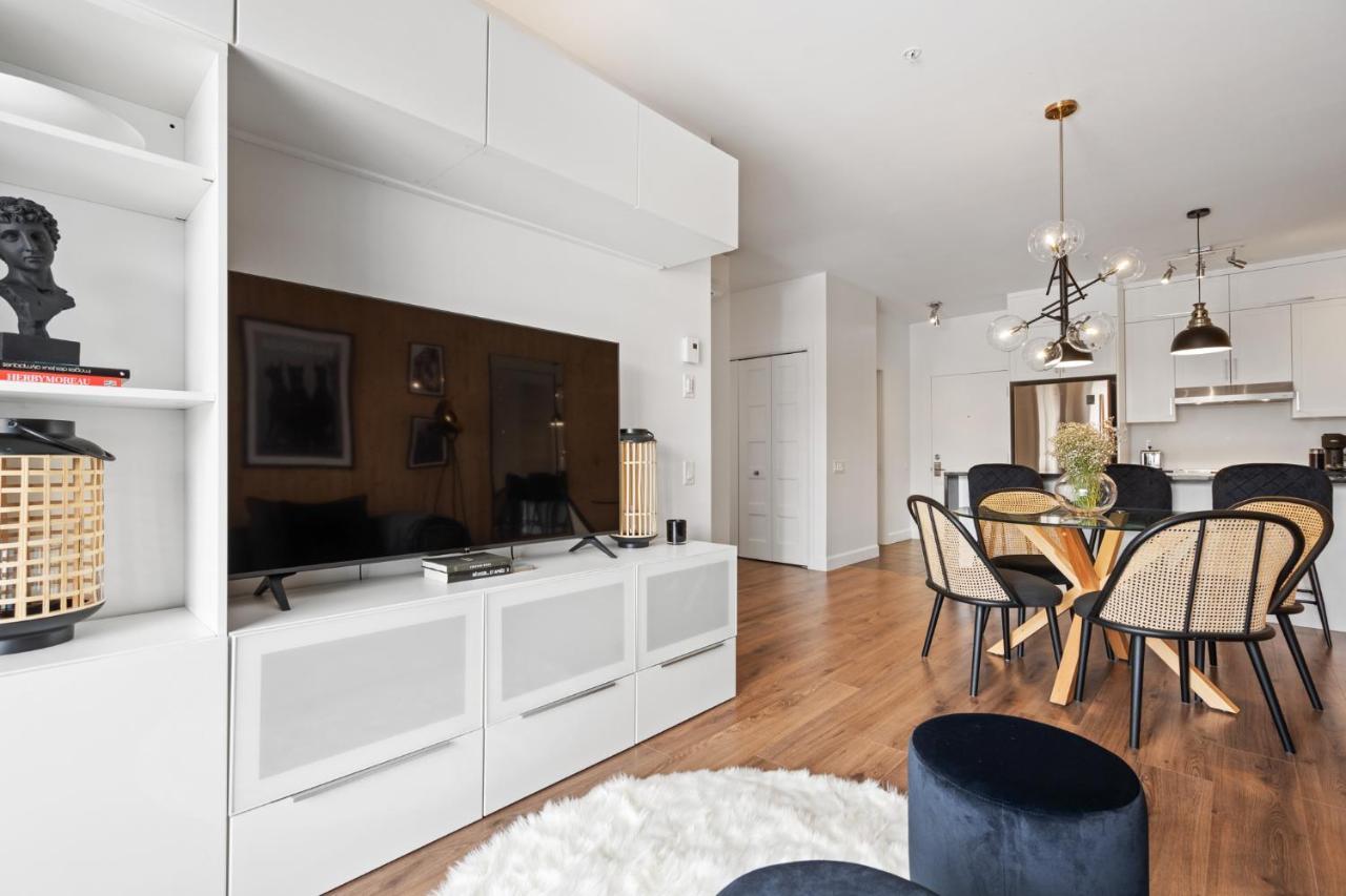 Initial -classe S- Centre-ville De +stationnement Apartment Quebec City